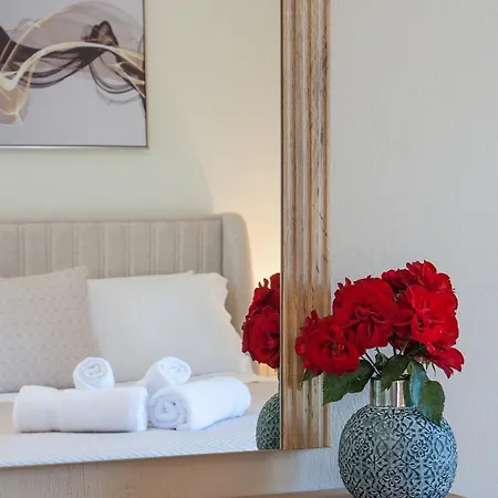 Ben's - Apartment Skiathos Town
